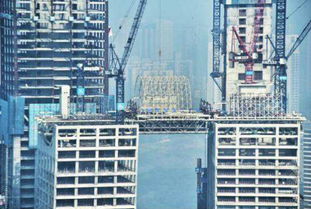 中構(gòu)樓承板 有型產(chǎn)品助力建筑神作 重慶來(lái)福士 水晶連廊